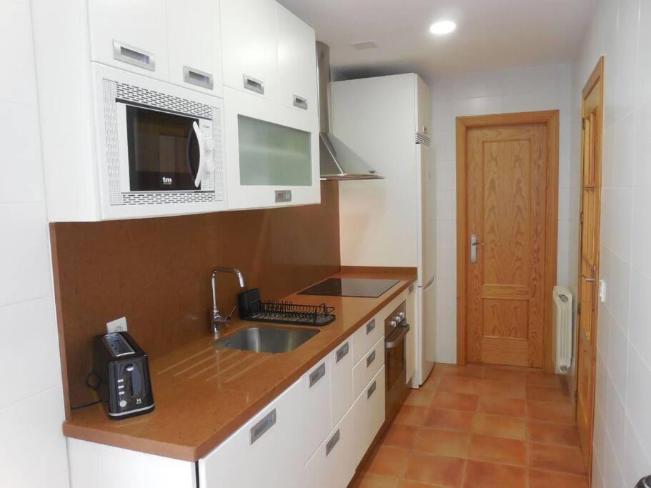 Precioso Piso De 2 Habitaciones 아르미야 외부 사진