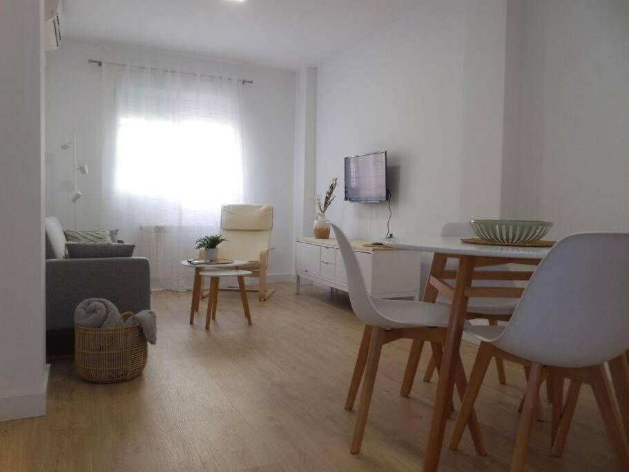 Precioso Piso De 2 Habitaciones 아르미야 외부 사진